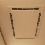 24時間換気を停止したままにしておくとコウモリが浸入するリスクが上がる