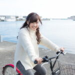 自転車青切符は一時不停止・飲酒運転・携帯電話使用(ながら運転)・イヤホンの着用・傘差し運転も違反対象に